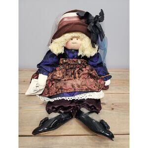 Little Souls by Gretchen Wilson “Liz” Doll Signed Handmade 1995